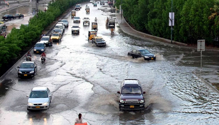 Heavy Rain, Thunderstorms and Hailstorm Expected in Karachi and Sindh