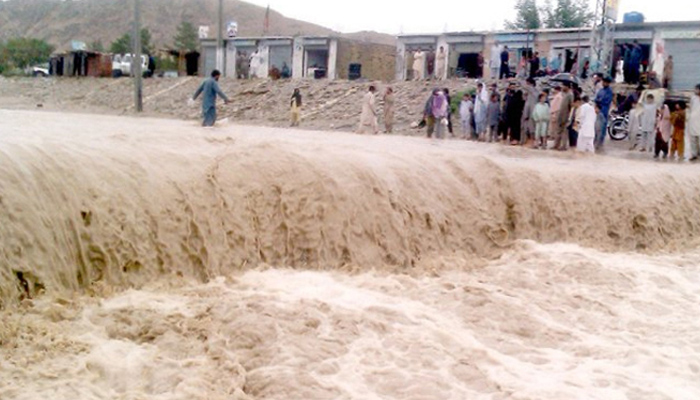 Flash Floods Sweep Vehicles Away in Balochistan’s Chaman Region