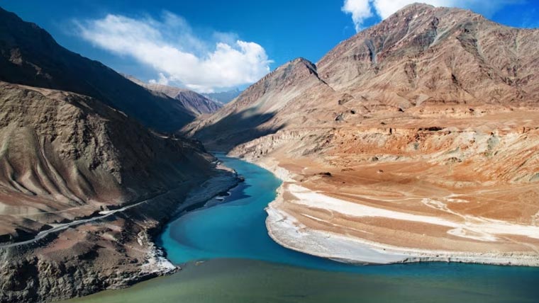 Pakistan to Issue Formal Notice to India Over Indus Treaty Suspension