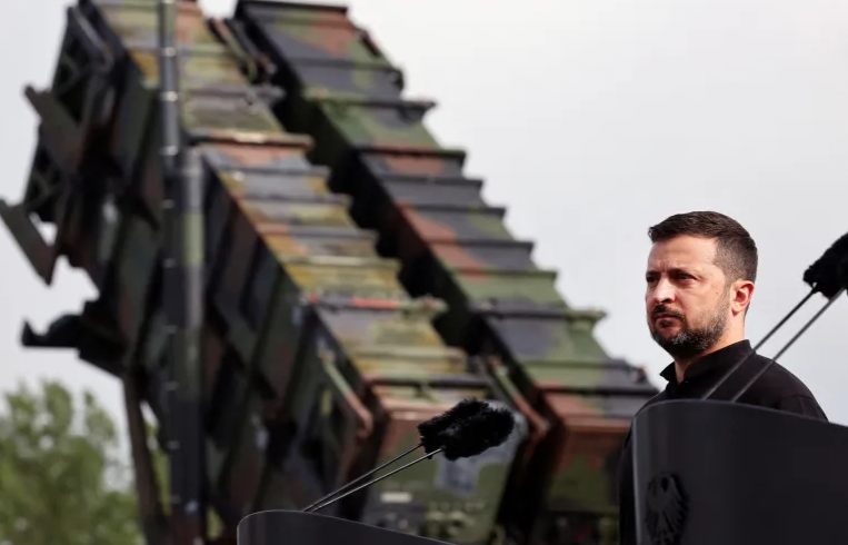 US Halts Some Ukraine Arms Deliveries Amid Pentago