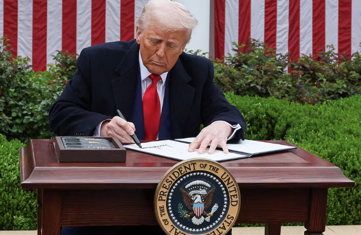 Trump’s Global Tariffs Face Supreme Court Review