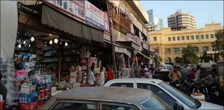 Karachi Traders Demand Immediate End to Lockdown R