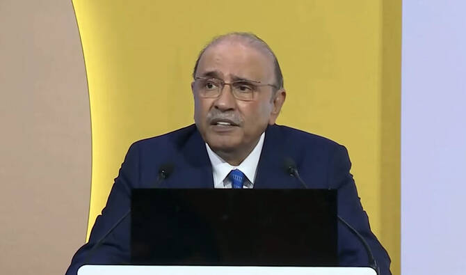 Zardari Warns India Against Violating Indus Waters