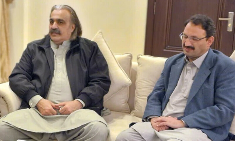 KP CM Gandapur and PTI President Discuss Swabi Ral