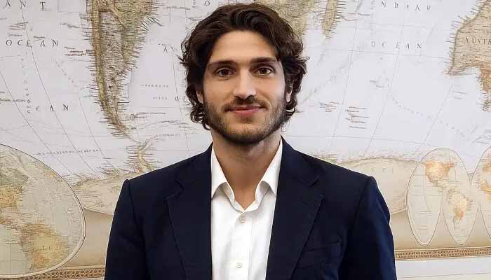 Qasim Khan Urges International Intervention to Visit Imran Khan in Solitary Confinement