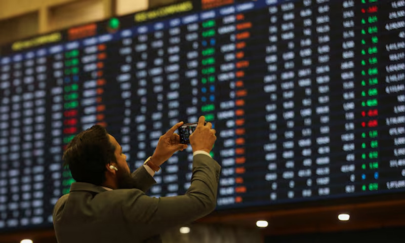 Pakistan's KSE-100 Index Soars 1.3% Amid Positive 