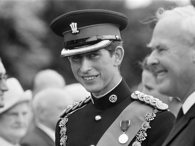 King Charles Holds Holyroodhouse Summit with Senior Royals Ahead of Prince Harry’s High-Stakes UK Return