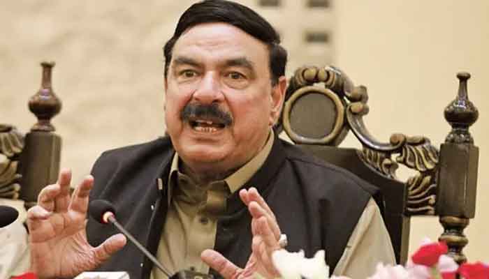 Sheikh Rashid Warns of Tough Year Ahead, Appeals f