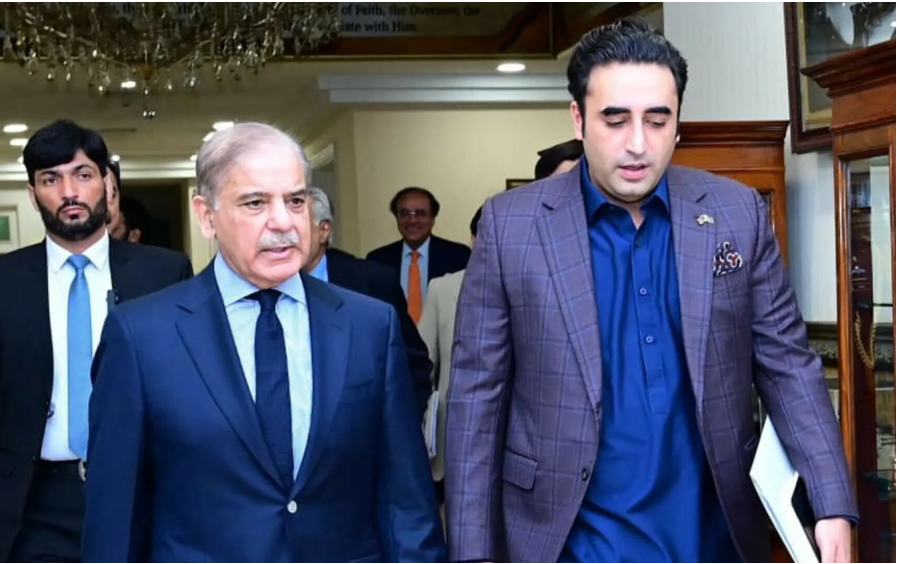 PML-N Sends Top Team to Mend Fences with PPP Amid 
