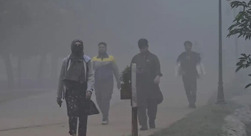 Punjab Struggles with Intense Smog: Lahore Remains World's Most Polluted City