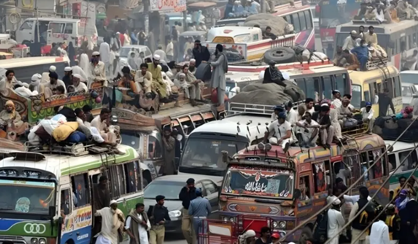 Pakistan Transport Alliance Strikes Over Traffic Ordinance 2025, Lists 12 Demands