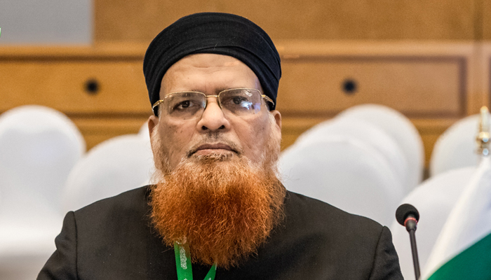 Mufti Taqi Usmani Criticizes Lifetime Immunity for