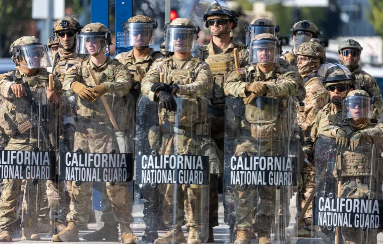 Judge Blocks Trump’s National Guard Move in LA, 