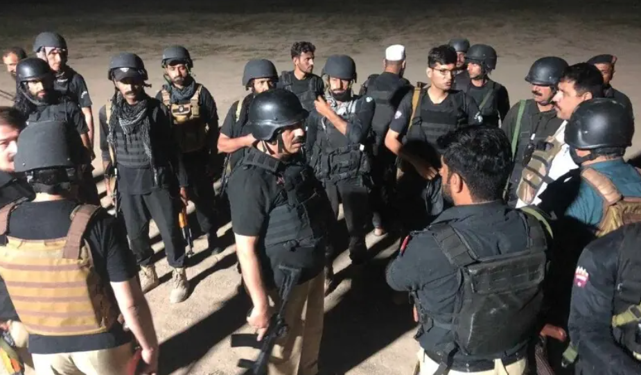 Six Policemen Martyred as Forces Repel Terrorist A