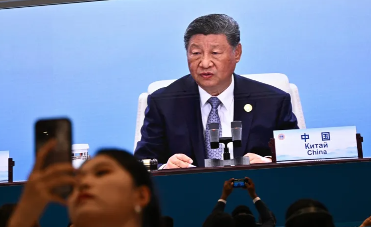 China Offers Bounties on 18 Taiwanese Officers Acc