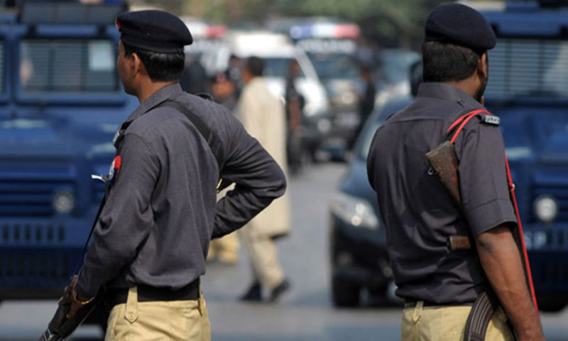 Robbers Target Police Trainees in Larkana, 21 Pers