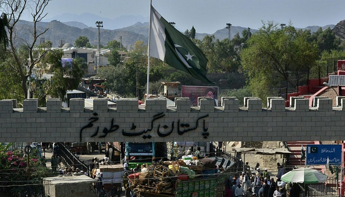 Afghan Deputy PM Baradar Urges Traders to End Depe