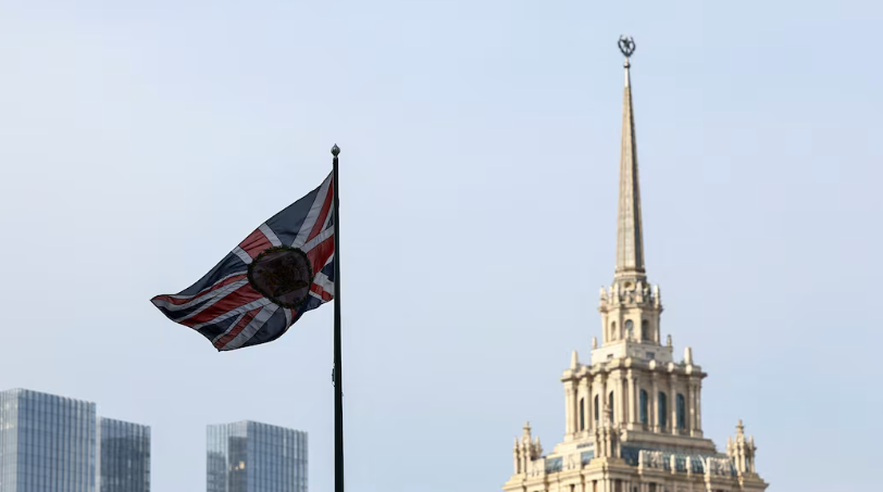 Russia Expels British Diplomats, Labels UK a ‘Wa