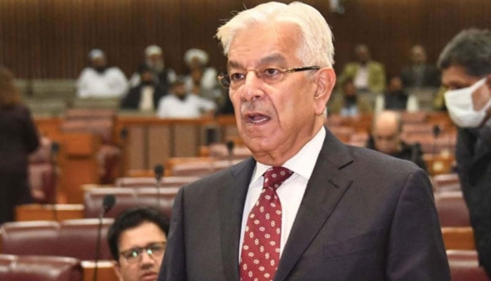 Khawaja Asif Slams SC Judges’ Resignations After
