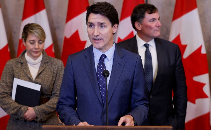 Canada and India Expel Diplomats Amid Escalating D