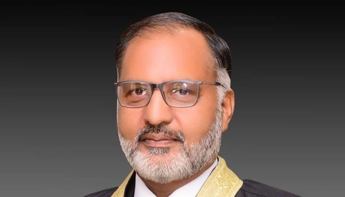 Shaukat Aziz Siddiqui Steps Down as NIRC Chairman