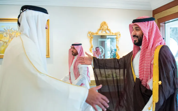 Gulf Nations Urge Caution as US Threatens Military