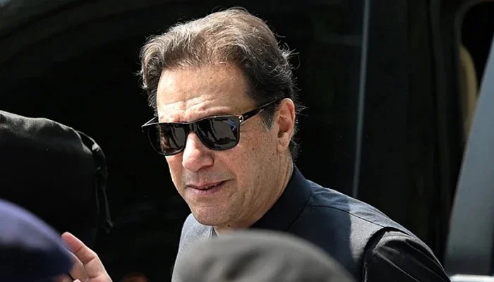 Medical Board Reports Improvement in Imran Khan’s Vision After Adiala Jail Examination
