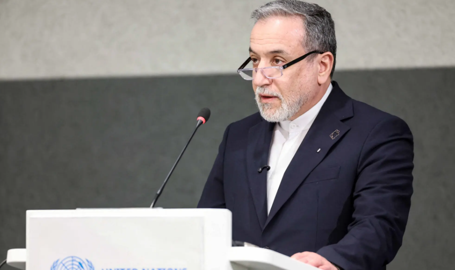 Iran, US Agree on “Guiding Principles” in Nuclear Talks; Khamenei Skeptical