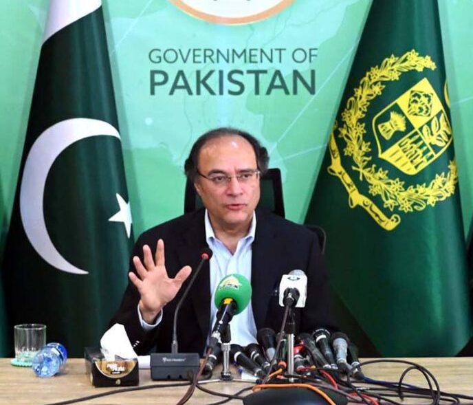 Aurangzeb Thanks China for ‘Crucial’ Backing i