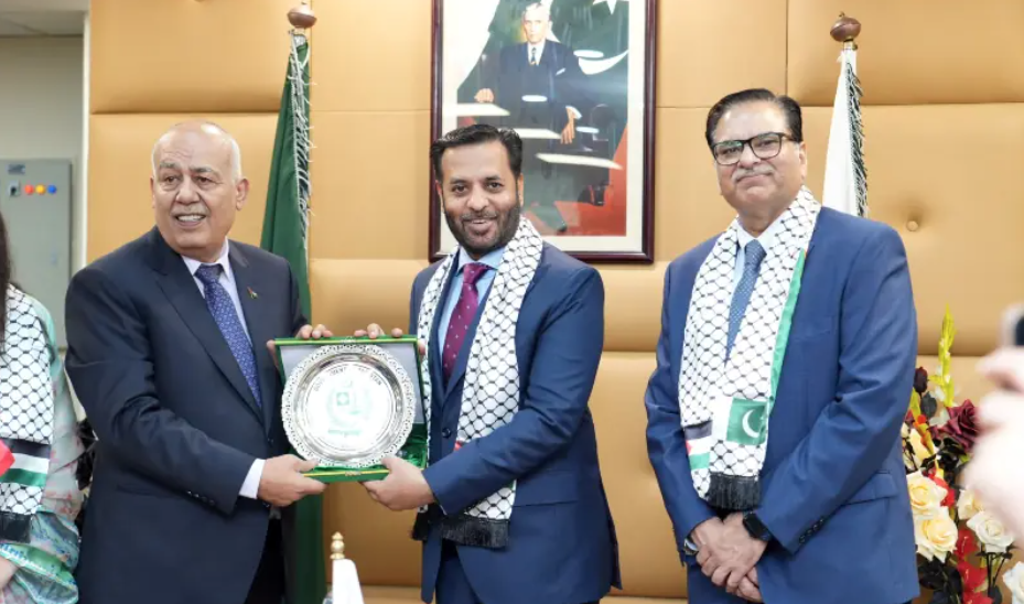 Pakistan and Palestine Sign MoU to Strengthen Bila