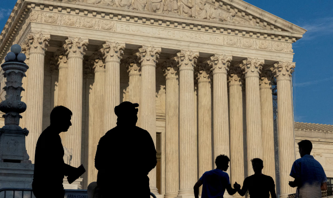Supreme Court Poised to Weaken Landmark U.S. Votin