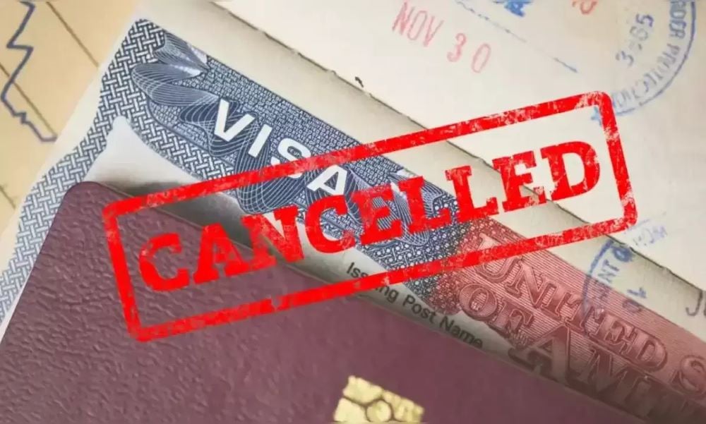 US Lifts Student Visa Ban, Mandates Social Media R