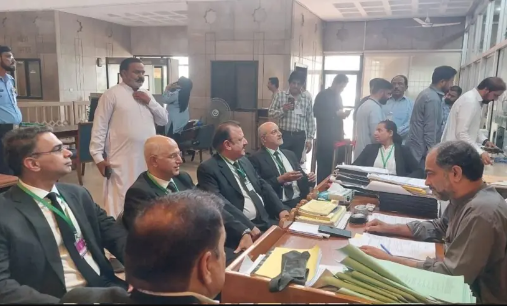 Five IHC Judges Challenge CJ Dogar’s Powers in S