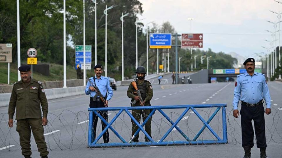 Naqvi, US Ambassador Review Security Plans for Sec