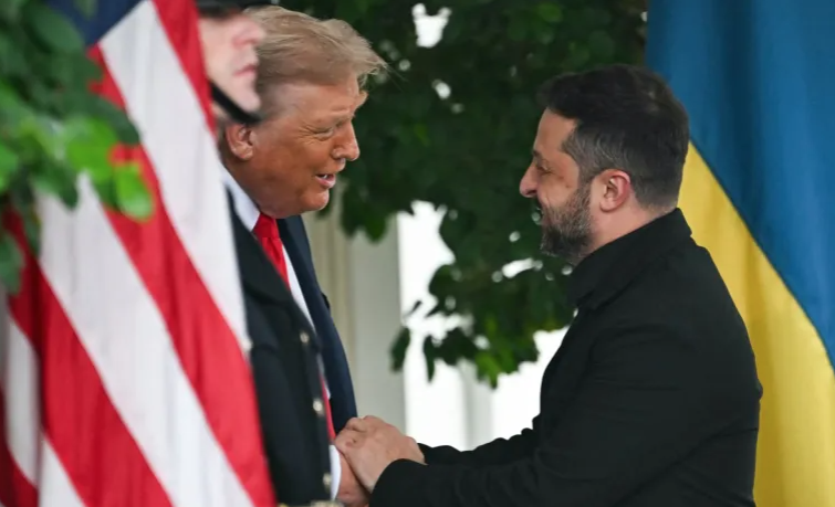 Zelenskyy Open to Joining Trump–Putin Summit in 