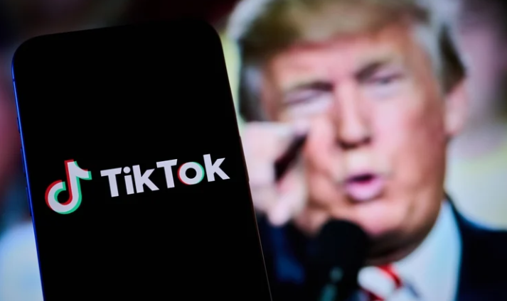 Trump Signs Executive Order Delaying TikTok Ban, S