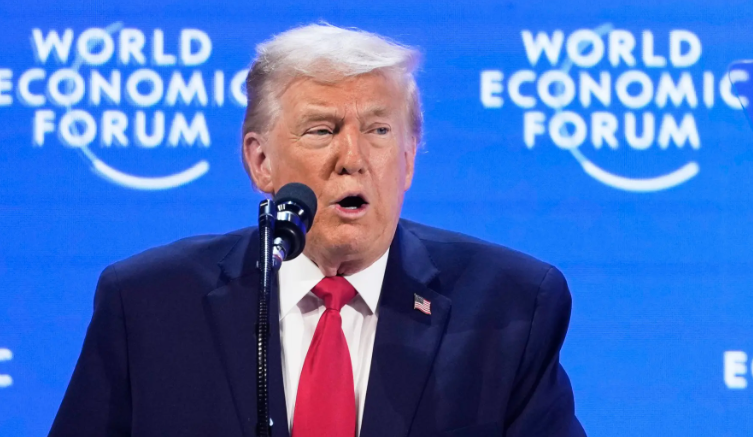 Trump Rules Out Force in Greenland Bid, Calls US O