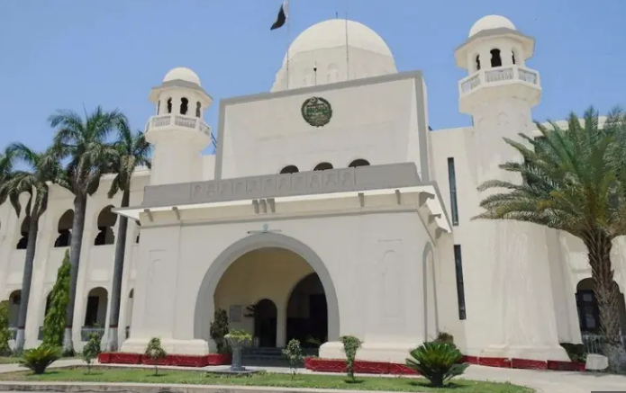 LHC Rules Profit-Making Trust Subsidiaries Liable for Zakat Deduction