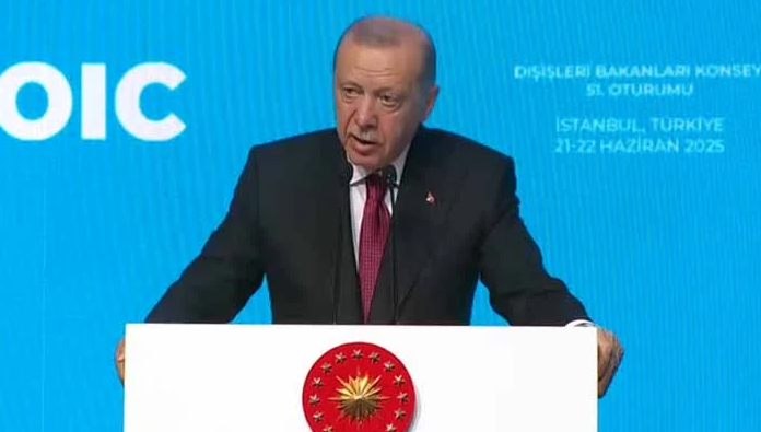 Erdogan: Netanyahu and Hitler Alike, Muslim Unity 
