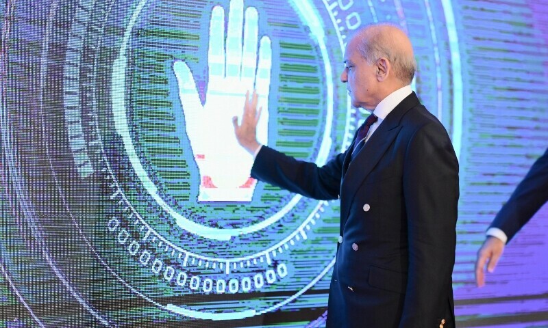 PM Launches Fast-Track Medical Device Registration in Pakistan