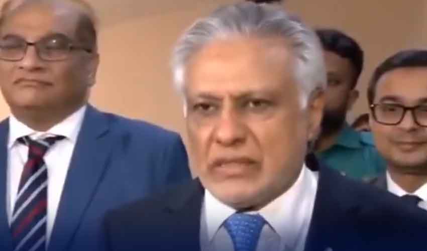 Ishaq Dar Holds Talks with Iraqi and Turkish Counterparts to Promote Regional Stability