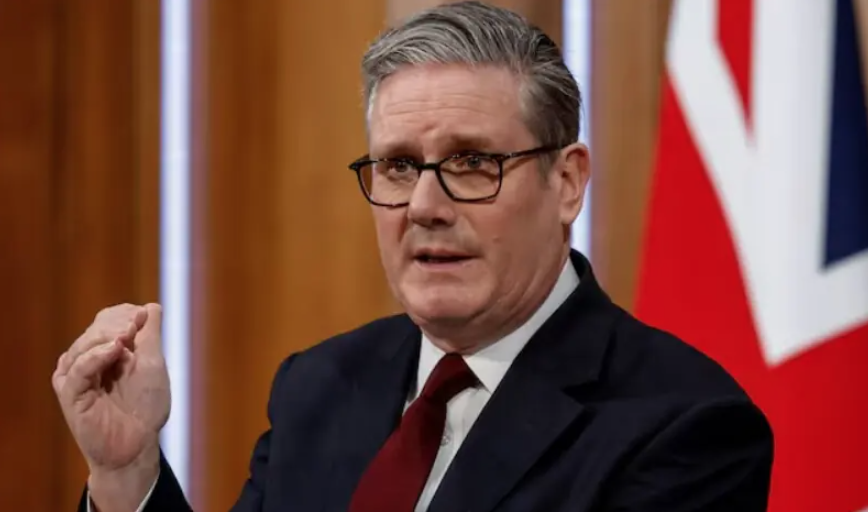 Starmer Denies Iran Threat to UK, Calls for Calm on Middle East Tensions