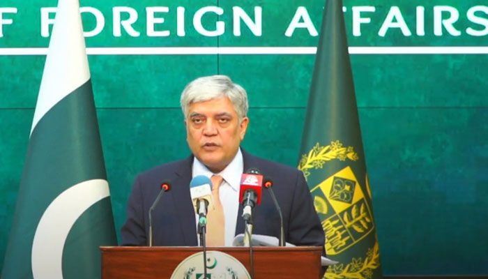Pakistan Rejects Taliban Recognition Claims, Seeks