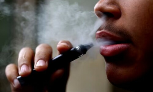 UK to Ban Single-Use Vapes from 2025 Amid Concerns