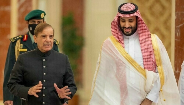 PM Shehbaz Urges Middle East De-escalation, Praises Saudi Restraint in Call with MBS