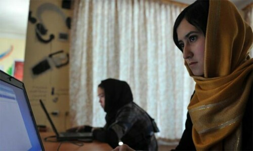 Women’s Digital Participation in Pakistan Remain