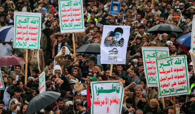 Houthis Remain on Sidelines as Yemen Faces Risk from Iran-US-Israel Conflict