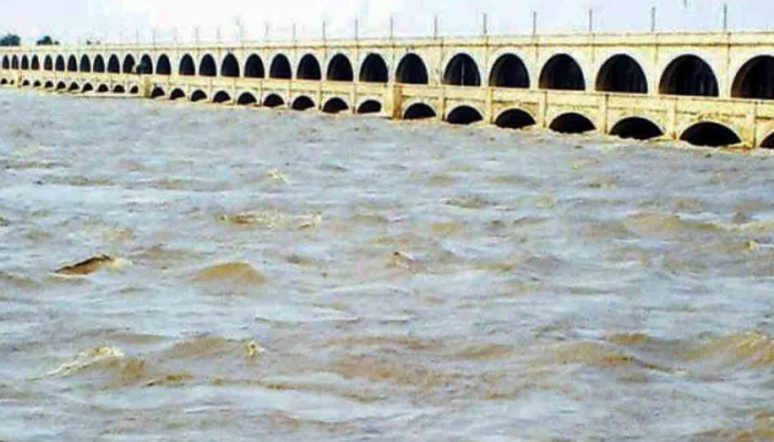 Flood Forecasting Division Warns of Heavy Rains, High Flood Risk in Major Rivers