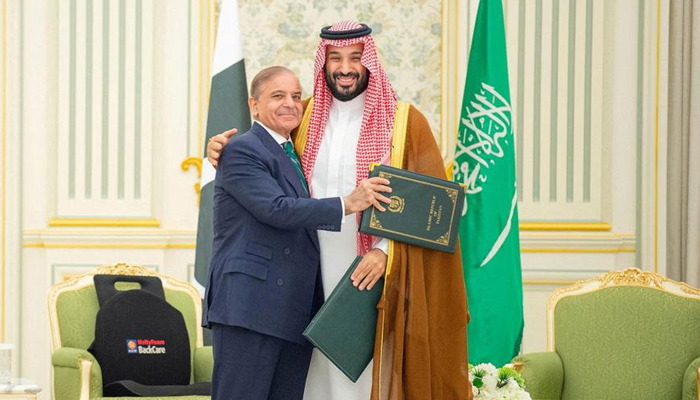 PM Shehbaz Sharif Condemns Regional Tensions, Pledges Support to Saudi Arabia