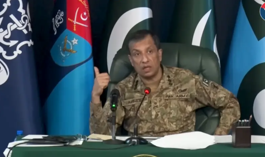 DG ISPR Accuses Afghan Forces of Aiding Terror Inf